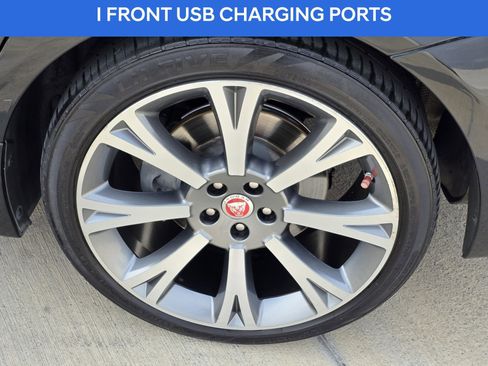 Used 2016 Jaguar XJ L Portfolio image 10