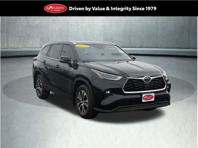 Used 2021 Toyota Highlander XLE