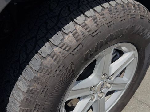 Certified 2025 Ford F150 Lariat AWD/4WD image 15
