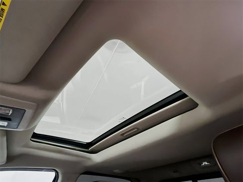 Used 2016 RAM 1500 Laramie Longhorn w/ Convenience Group image 20