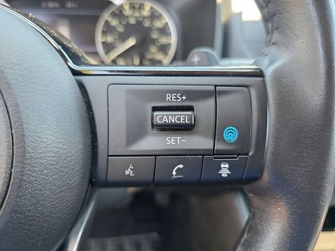 Used 2023 Nissan Rogue SV w/ SV Premium B Package AWD/4WD image 23