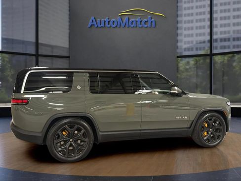 Used 2023 Rivian R1S Launch Edition Quad AWD/4WD image 11