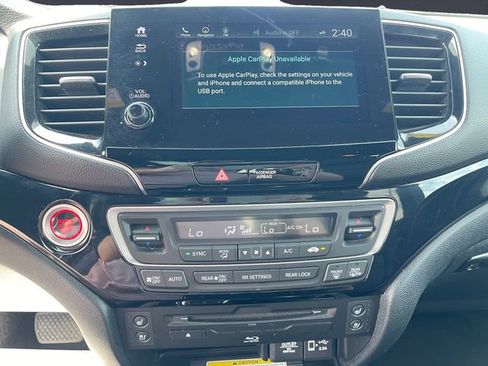 Used 2022 Honda Pilot Black Edition image 11