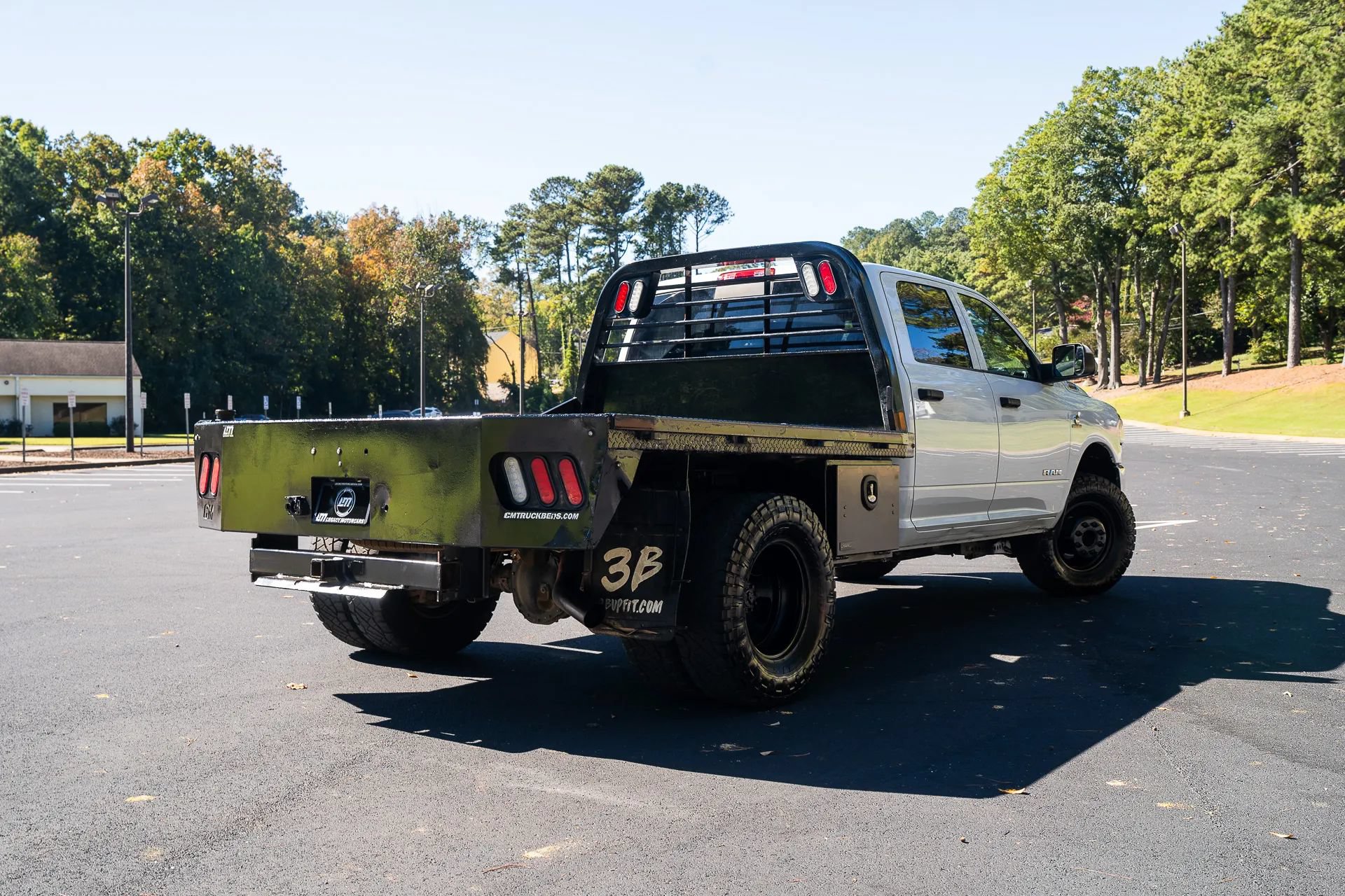 Used 2022 RAM 3500 Tradesman AWD/4WD image 2