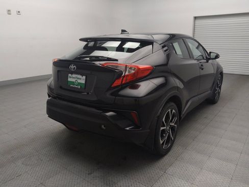 Used 2018 Toyota C-HR XLE image 9