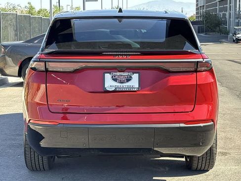 New 2025 Jeep Wagoneer S Limited image 7