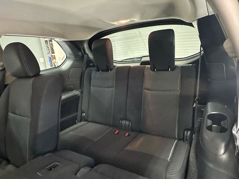 Used 2020 Nissan Pathfinder SV FWD image 13
