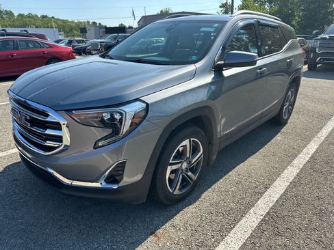 Used 2021 GMC Terrain SLT w/ Infotainment Package II AWD/4WD image 1