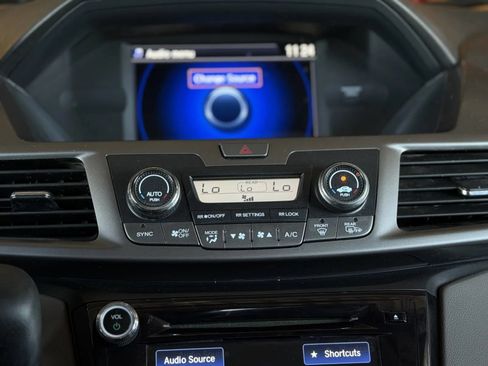 Used 2015 Honda Odyssey EX image 33