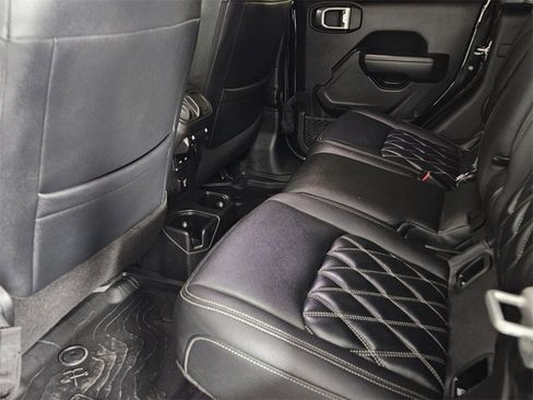 Used 2020 Jeep Gladiator Rubicon image 33