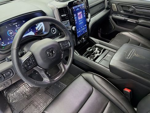 Used 2024 RAM 1500 Limited AWD/4WD image 7