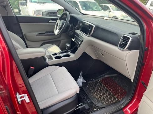 Used 2021 Kia Sportage LX w/ LX AWD Popular Package image 15