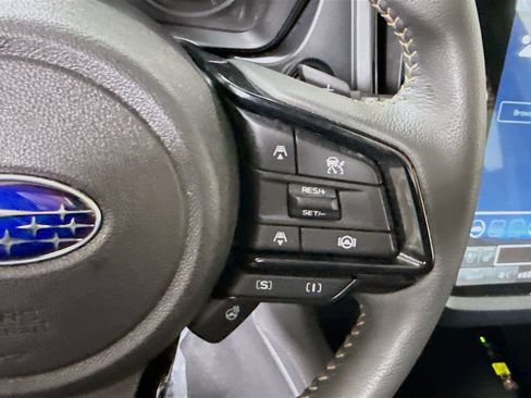 Used 2025 Subaru Forester Touring AWD/4WD image 25