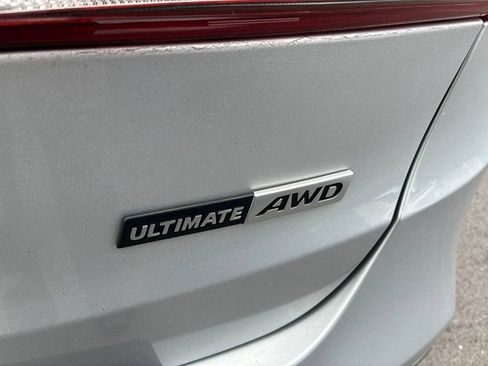 Used 2017 Hyundai Santa Fe AWD w/ Cargo Package image 12