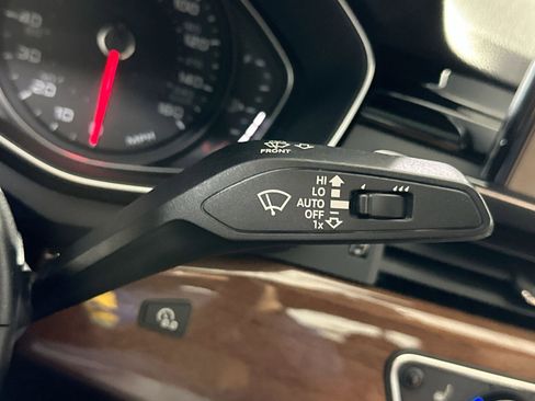 Used 2022 Audi A4 2.0T Premium w/ Convenience Package image 29