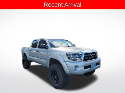 Used 2005 Toyota Tacoma 4x4 Double Cab image 1