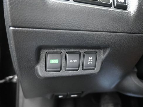 Used 2018 Nissan Sentra SV FWD image 24