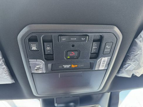 New 2026 Toyota Tundra Platinum AWD/4WD image 24