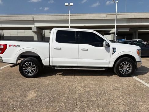 Used 2022 Ford F150 Lariat w/ FX4 Off-Road Package AWD/4WD image 6