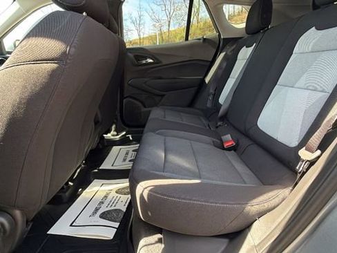 New 2026 Chevrolet Trax LS w/ LS Convenience Package FWD image 15