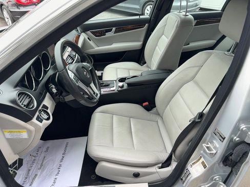 Used 2013 Mercedes-Benz C 300 4MATIC Sedan image 6