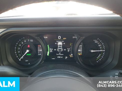 Used 2024 Jeep Wrangler Unlimited AWD/4WD image 14