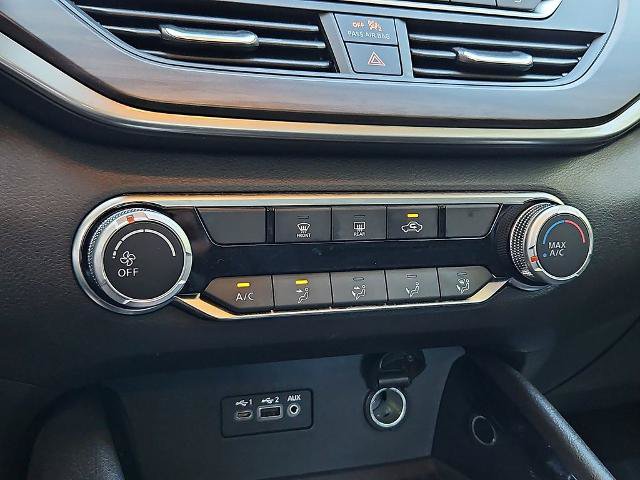 Certified 2024 Nissan Altima 2.5 SV FWD image 17