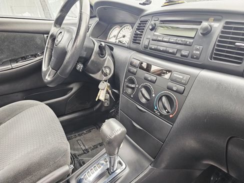 Used 2006 Toyota Corolla S image 14