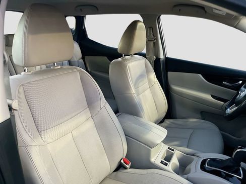 Used 2022 Nissan Rogue Sport SL FWD image 27