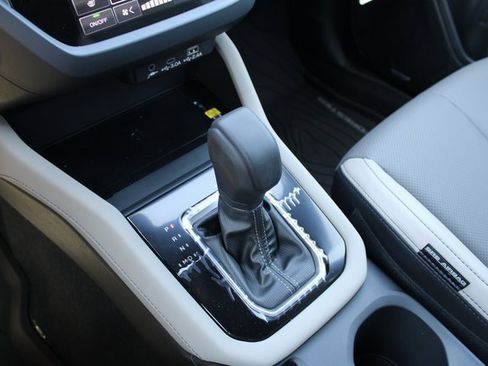 New 2025 Subaru Forester Limited image 25