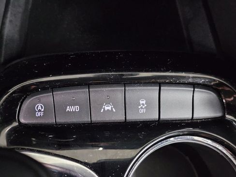 Used 2024 Buick Encore GX Sport Touring AWD/4WD image 21