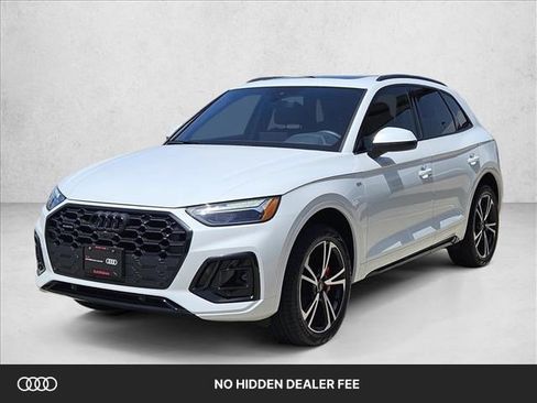 Certified 2025 Audi Q5 2.0T Premium Plus w/ Premium Plus Package AWD/4WD image 1