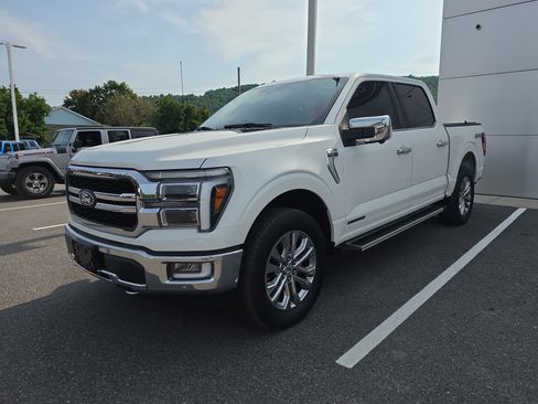 Used 2024 Ford F150 Lariat AWD/4WD image 8