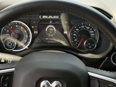 Used 2022 RAM 1500 Lone Star AWD/4WD image 18