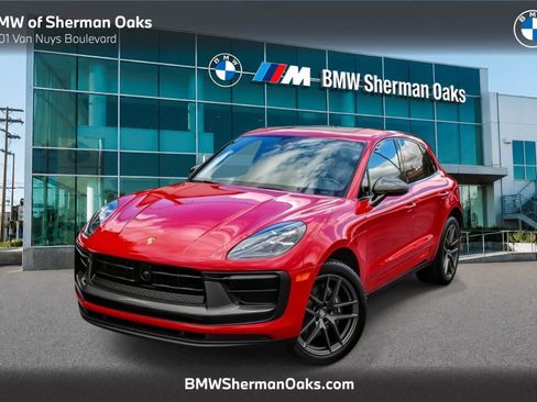 Used 2024 Porsche Macan Turbo AWD/4WD image 1