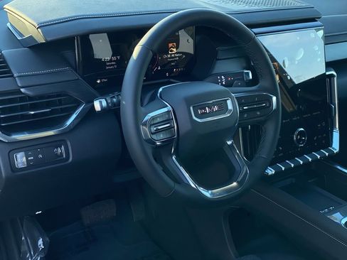 New 2026 GMC Acadia Elevation w/ LPO, Floor Liner Package image 18