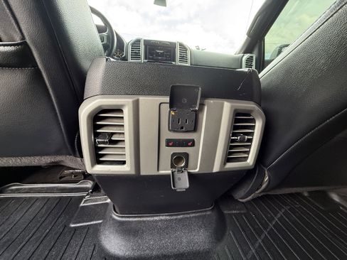 Used 2015 Ford F150 Lariat w/ Equipment Group 502A Luxury image 16