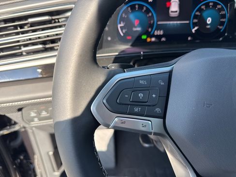 New 2026 Volkswagen Atlas Cross Sport SE image 25