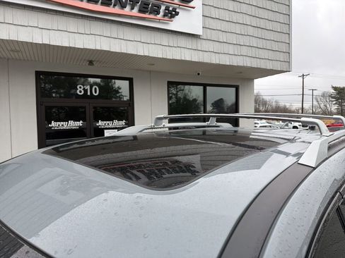 Used 2024 Nissan Pathfinder Platinum w/ Cargo Package image 12