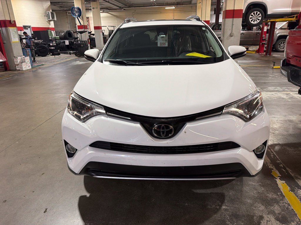 Used 2018 Toyota RAV4 XLE w/ Plus Extra Value Package FWD image 1