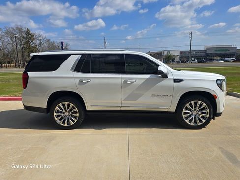 Used 2022 GMC Yukon Denali image 6