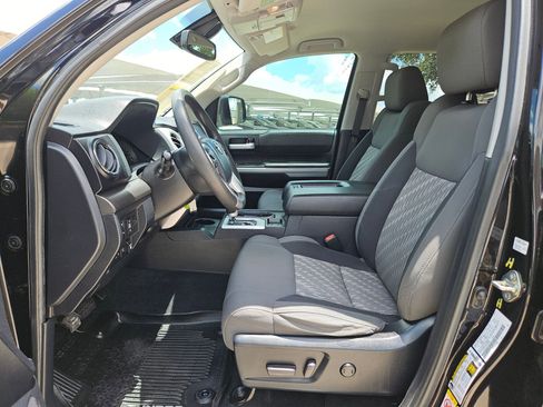 Used 2019 Toyota Tundra SR5 w/ SR5 Upgrade Package RWD image 9