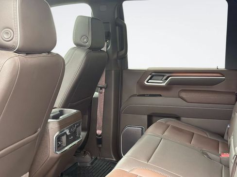 Used 2026 GMC Sierra 2500 Denali w/ Denali Reserve Package AWD/4WD image 12
