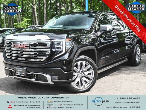 Used 2023 GMC Sierra 1500 Denali w/ Denali Reserve Package AWD/4WD image 1