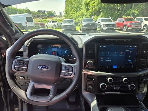 Used 2024 Ford F150 Lariat w/ FX4 Off-Road Package AWD/4WD image 9