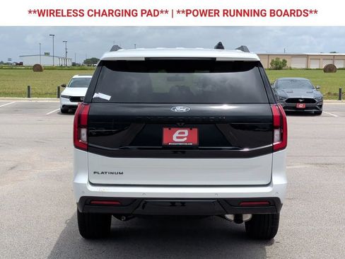 New 2027 Ford Expedition Platinum w/ Stealth Appearance Package AWD/4WD image 7