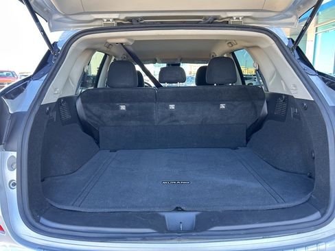 Used 2022 Nissan Murano S image 7