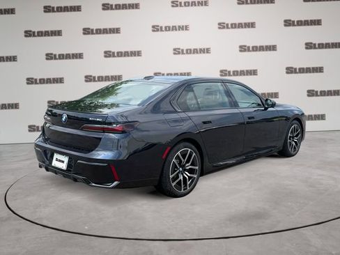 New 2026 BMW i7 xDrive60 AWD/4WD image 5