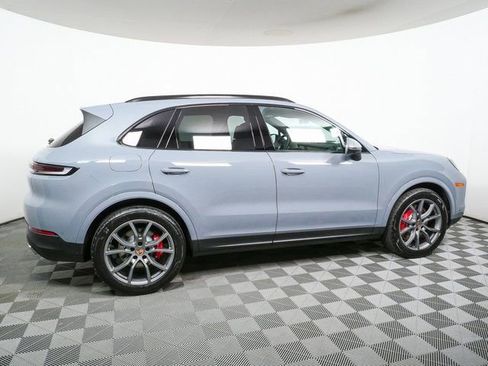 New 2026 Porsche Cayenne S image 29