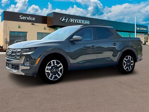 New 2025 Hyundai Santa Cruz Limited image 2